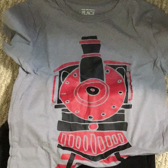 3 Boys Outfits size 4T (3 shirts & 3 Shorts) - Picture 6 of 9